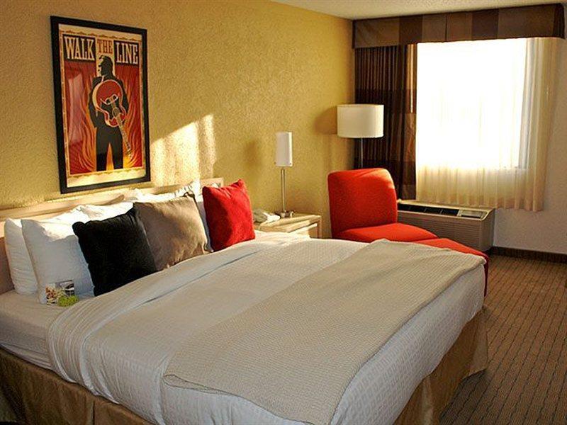 Hilton Garden Inn Los Angeles / Hollywood Δωμάτιο φωτογραφία