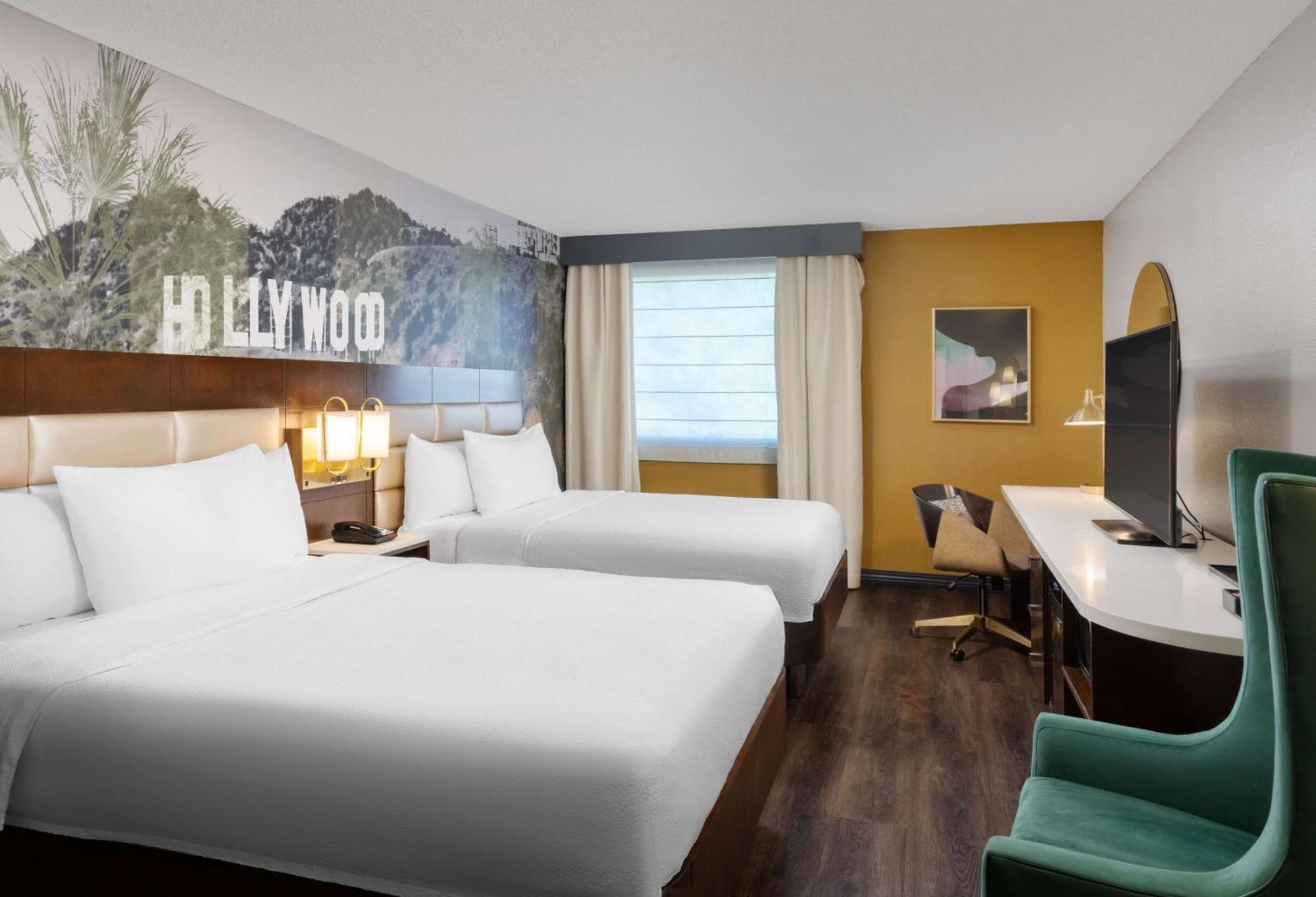 Hilton Garden Inn Los Angeles / Hollywood Εξωτερικό φωτογραφία