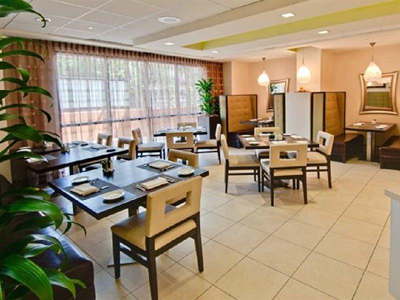 Hilton Garden Inn Los Angeles / Hollywood Εξωτερικό φωτογραφία